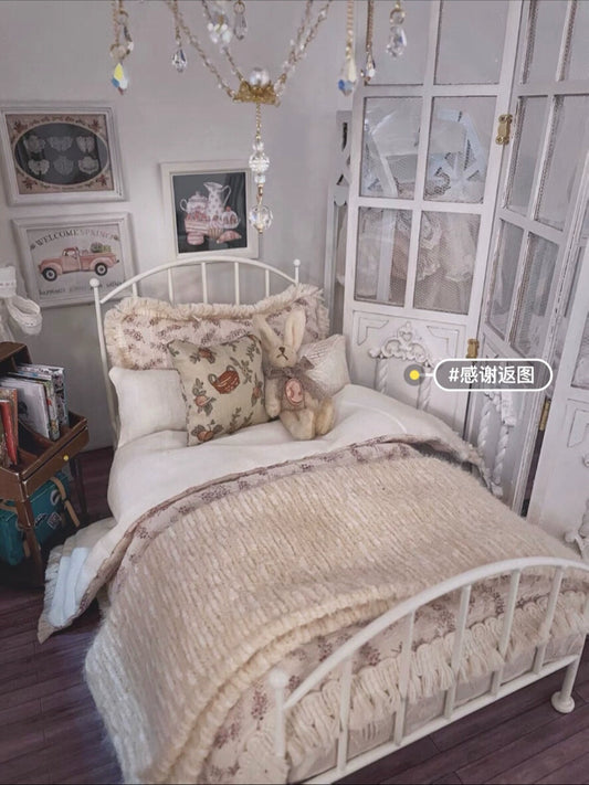 1:6 Scale Vintage Bedding Set For BJD Dolls Miniature Dollhouse Furniture For Blythe And Obitsu Dolls