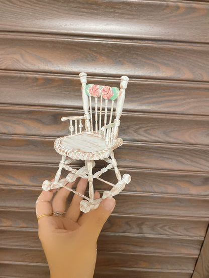 Mecedora vintage blanca a escala 1:6, muebles de casa de muñecas en miniatura para muñeca Blythe