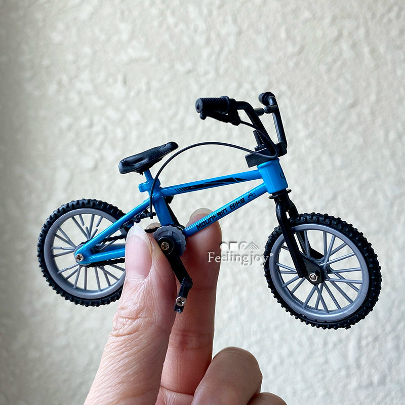 Bicicleta en miniatura a escala 1:12 para casa de muñecas BJD, accesorios para escena forestal para GSC Molly