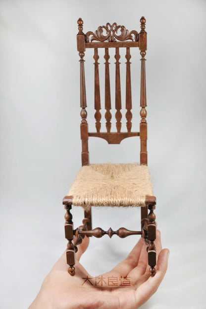 Silla tejida Windsor con respaldo alto a escala 1:6, muebles para casa de muñecas en miniatura