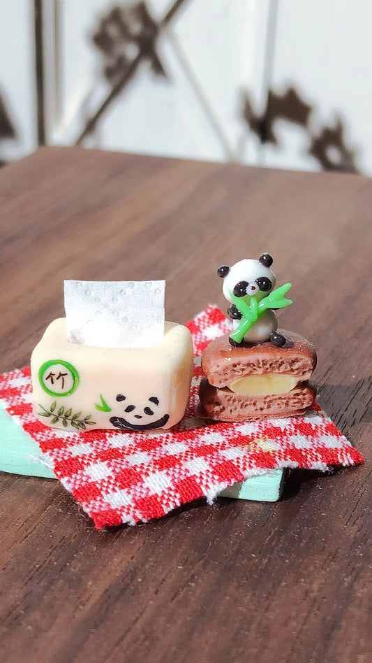 Maison de poupée miniature en argile à l'échelle 1:12, panda de dessin animé, scène de pâtisserie, ensemble de jeu de nourriture miniature
