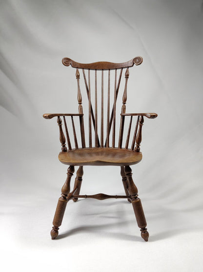 Silla Windsor de respaldo recto a escala 1:6, muebles para casa de muñecas en miniatura