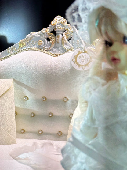 Canapé miniature trois places de style européen à l'échelle 1:6, meubles de maison de poupée BJD
