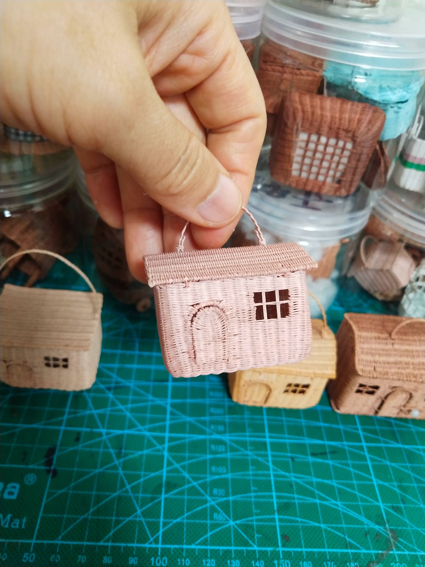 1:6 Scale Miniature Wicker Basket Dollhouse Accessory For Blythe And Ob11 Dolls