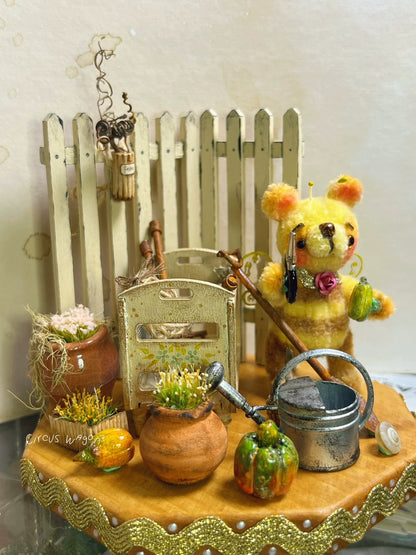 Casa de muñecas con oso y abeja trabajadora en miniatura a escala 1:12