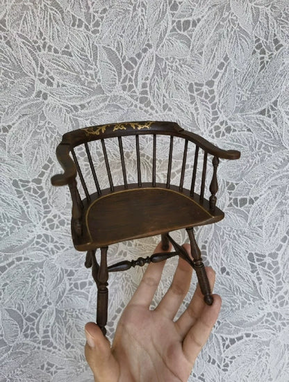 Silla Windsor a escala 1:6, muebles para casa de muñecas en miniatura