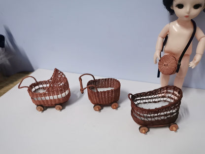 1:6 Scale Miniature Wicker Cradle Dollhouse Furniture For Blythe Doll