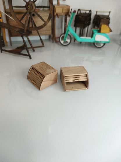 Boîte à pain miniature à l'échelle 1:12 avec store enrouleur pour cuisine de maison de poupée Blythe