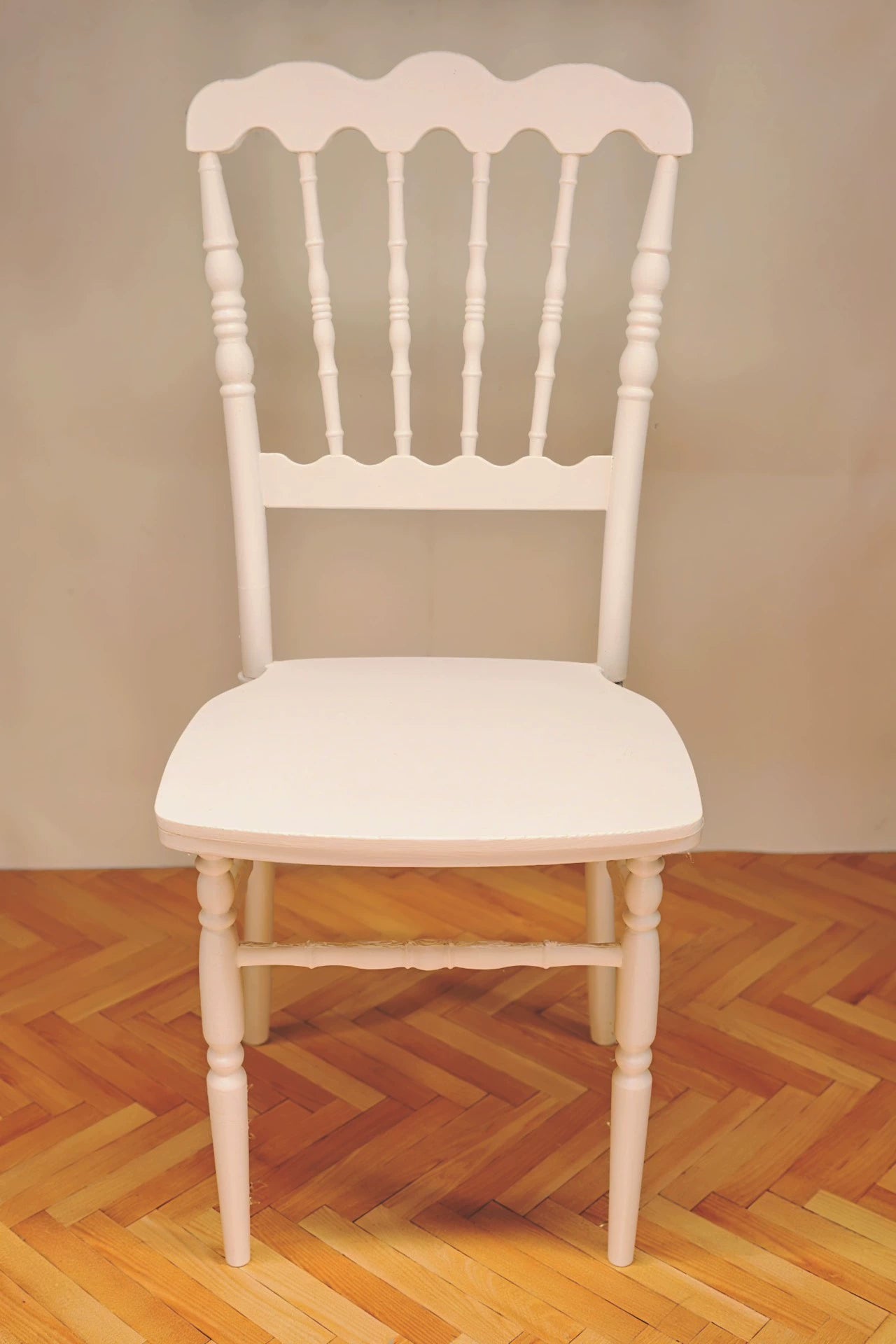 Chaise de salle à manger rétro française à l'échelle 1:6, chaise Napoléon blanche, modèle miniature, meubles de maison de poupée