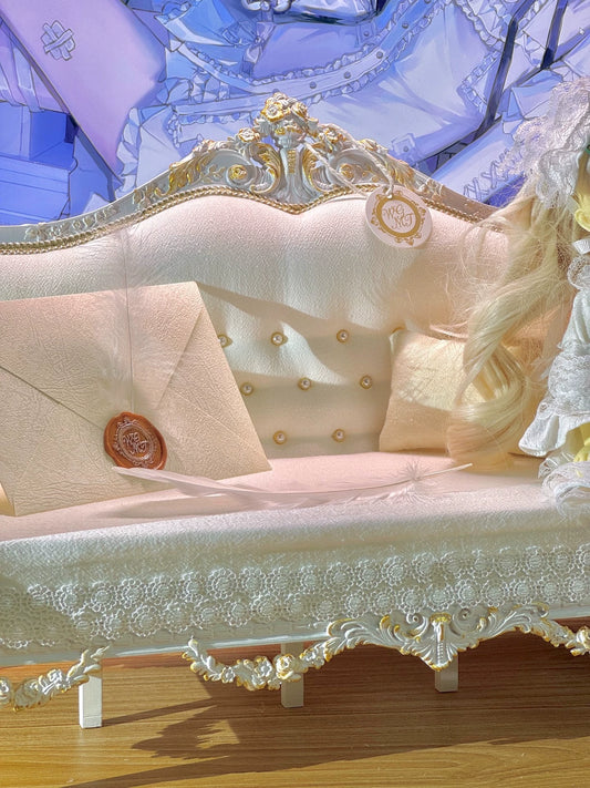 Canapé miniature trois places de style européen à l'échelle 1:6, meubles de maison de poupée BJD