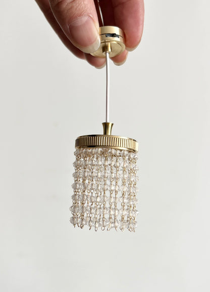 Lámpara de araña de cristal en miniatura a escala 1:12 y 1:6 con 30 cadenas para muebles de casa de muñecas BJD.