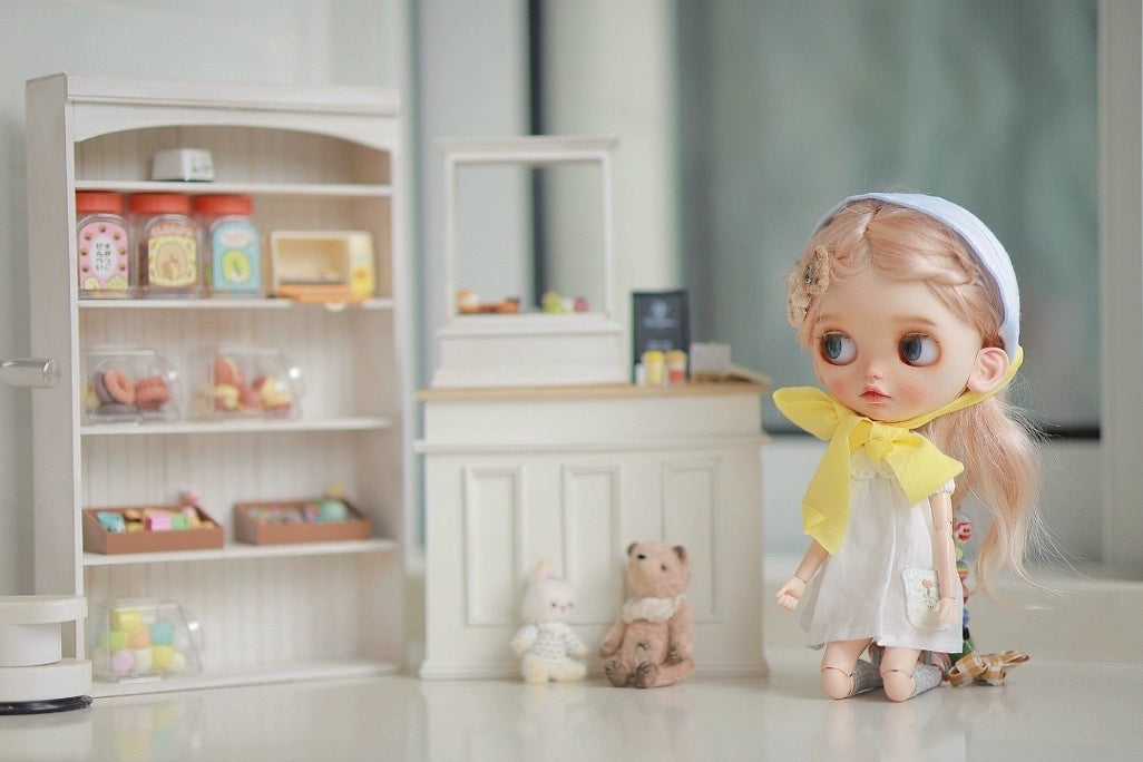 1:6 Scale Miniature Dollhouse Furniture Wooden Cabinet Cake For BJD Blythe Holala Ob11 Dolls