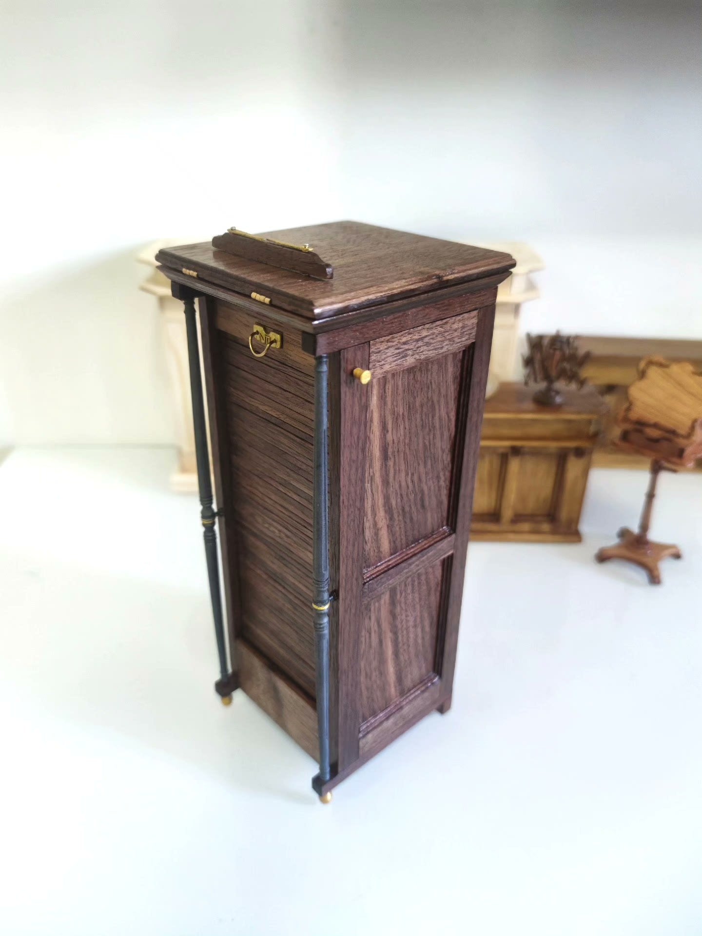 Cabinet dentaire miniature à l'échelle 1:6, meubles pour maison de poupée