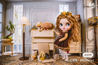 Meuble miniature vintage blanc à trois tiroirs pour maison de poupée, échelle 1:6