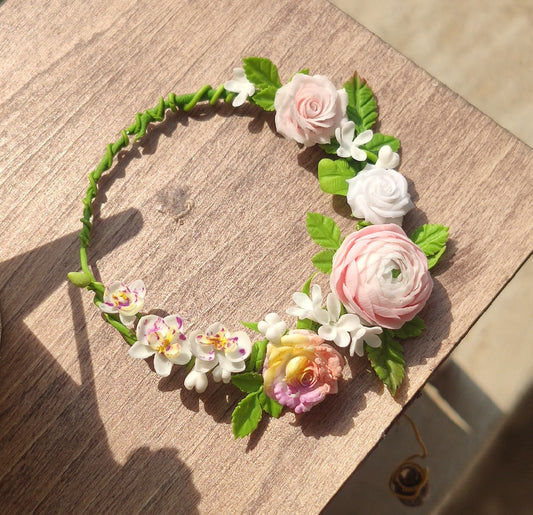 1:12 Scale Miniature Clay Flower Wreath Display Dollhouse Decor