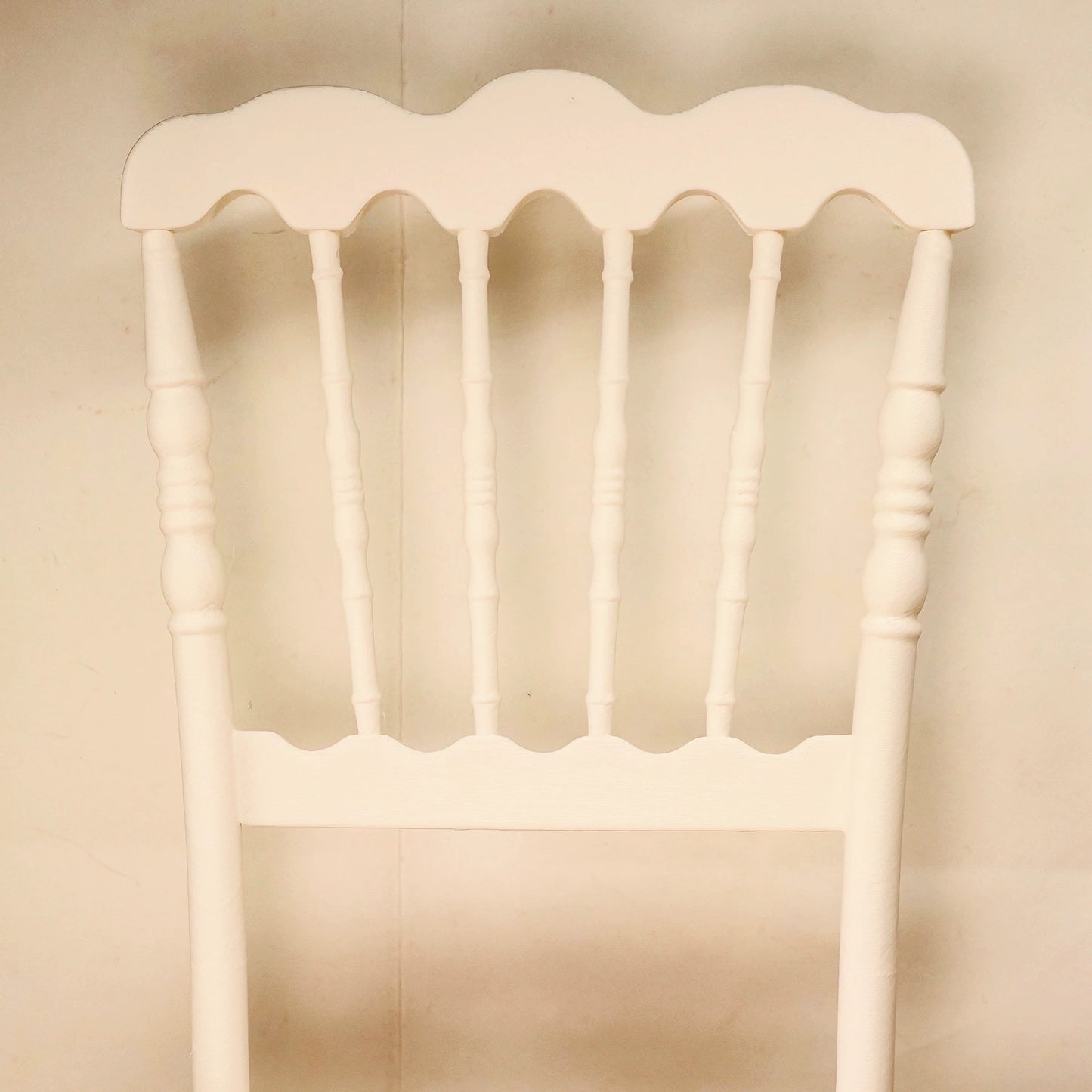 Chaise de salle à manger rétro française à l'échelle 1:6, chaise Napoléon blanche, modèle miniature, meubles de maison de poupée