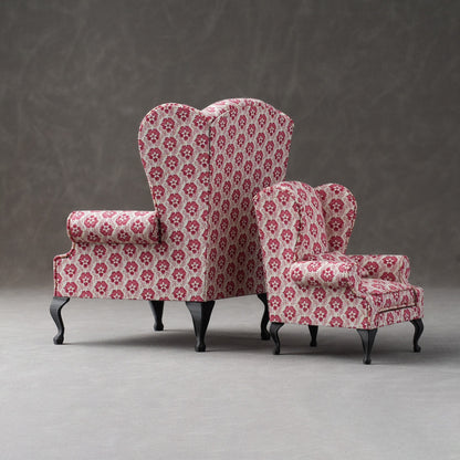 Sillón antiguo en miniatura para casa de muñecas