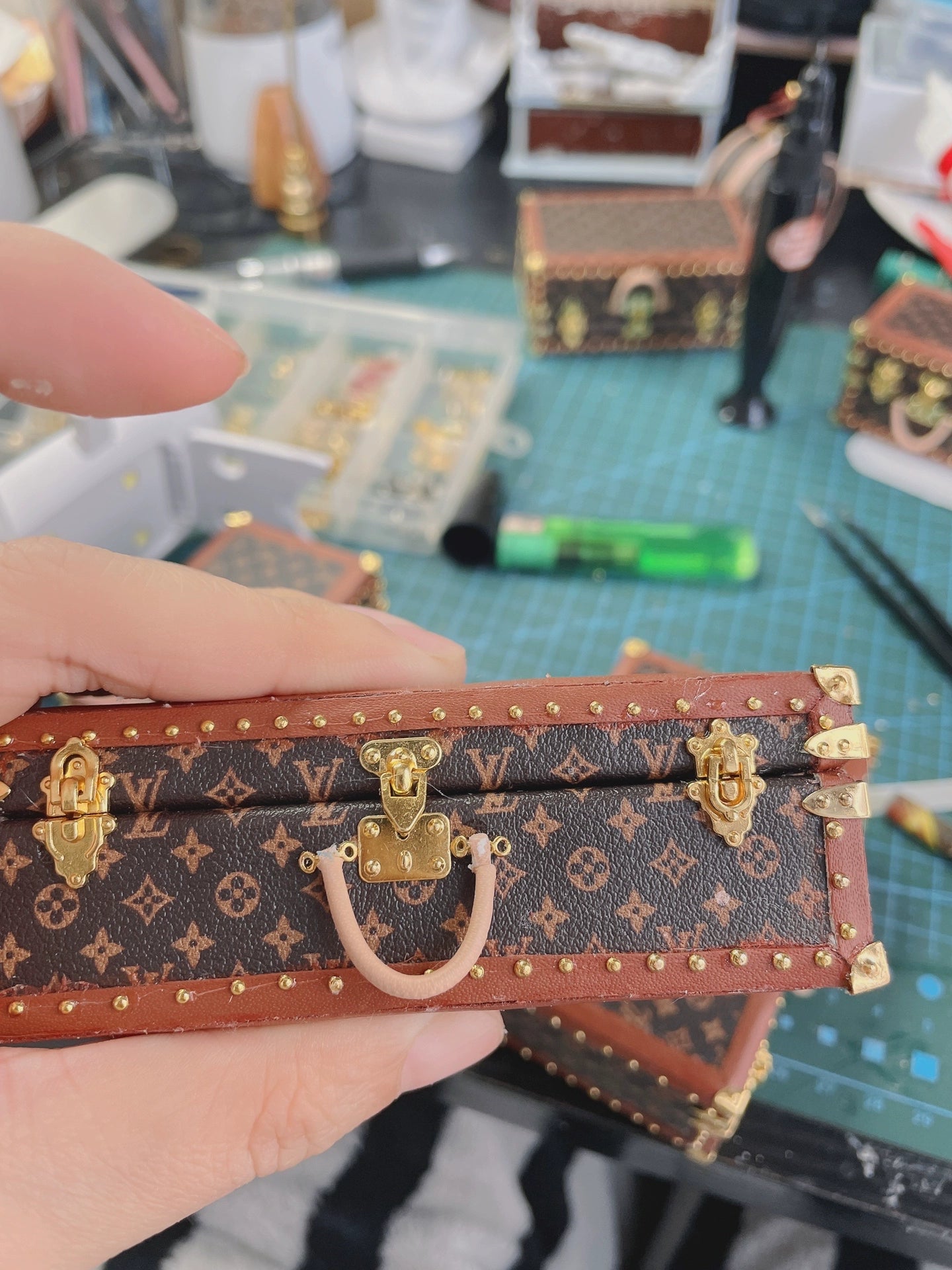 Boîte tour miniature pour maison de poupée à l'échelle 1:6