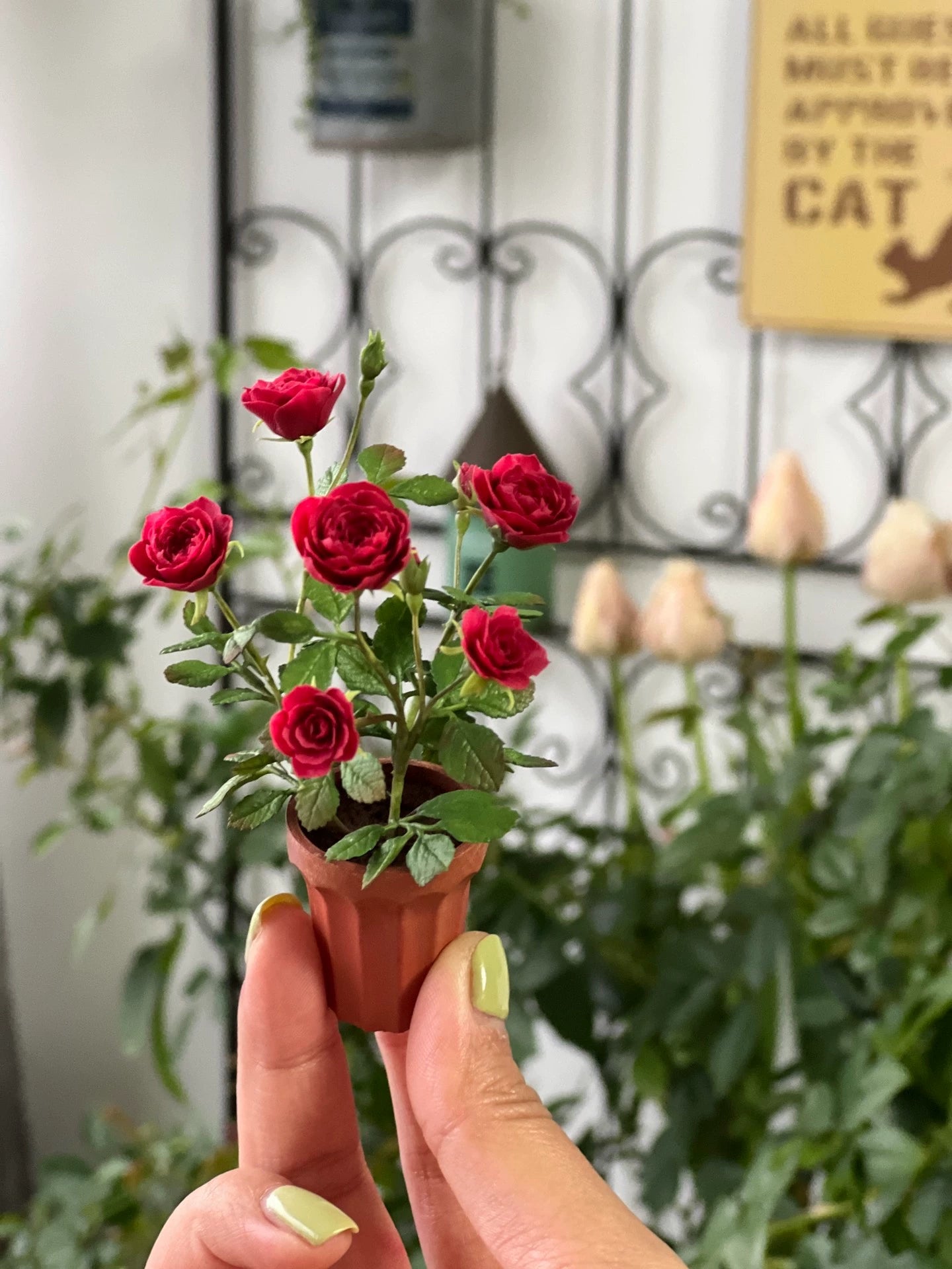 1:6 Scale Miniature Autumn Rose Potted Plant For Blythe Dollhouse Decor