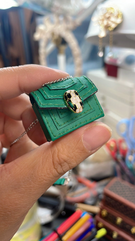 1:6 Scale Miniature Snake Head Backpack Doll Accessories