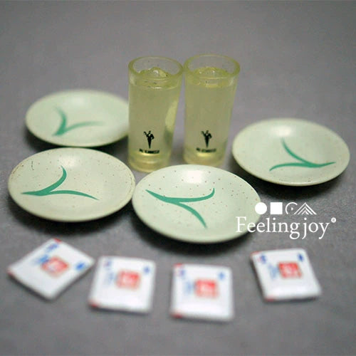 1:12 Scale Miniature Dollhouse Tea Set With Cups And Saucers Accessories