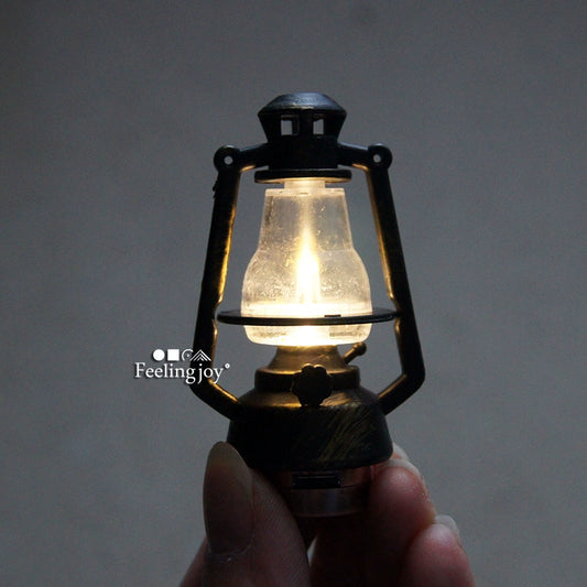 Lampe à huile miniature à l'échelle 1:6 et 1:4, accessoire pour maison de poupée, figurine articulée BJD/Blythe