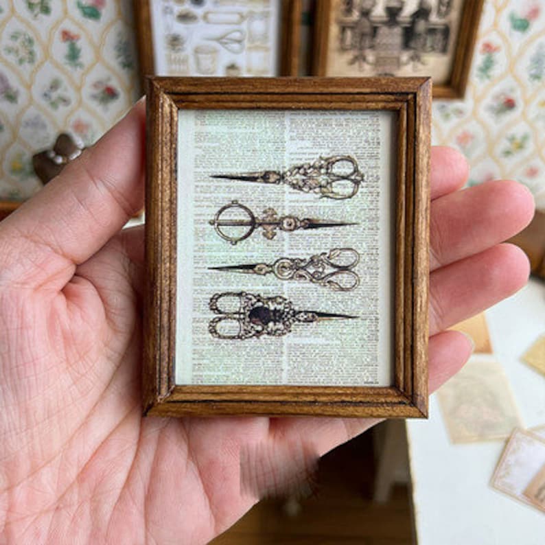 1:6 Scale Miniature Retro Decorative Painting Frame - Handmade Dollhouse Accessory for BJD, Blythe & Tailor Shop Models