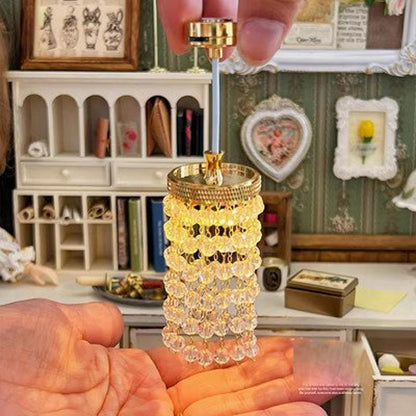 Lampe murale LED miniature à l'échelle 1:6, lustre, lampe de table à l'échelle 1:12, modèle BJD Blythe GSC, accessoires de décoration pour maison de poupée, meubles miniatures