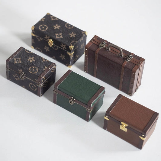 1:12 Scale Miniature Suitcase Hand Luggage Treasure Chest Dollhouse Furniture Accessory Desktop Toy Model
