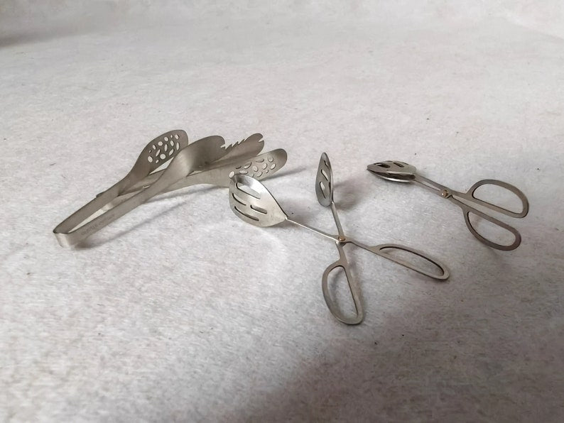 Pinza de pan de metal en miniatura a escala 1:6: accesorio de cocina hecho a mano para muñecas BJD y Blythe.