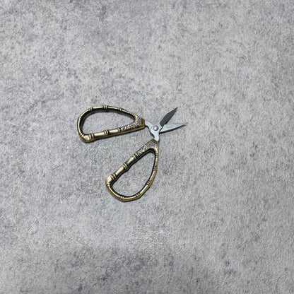 Tijeras de metal en miniatura a escala 1:6: accesorio de cocina realista para muñecas BJD, Blythe y GSC.