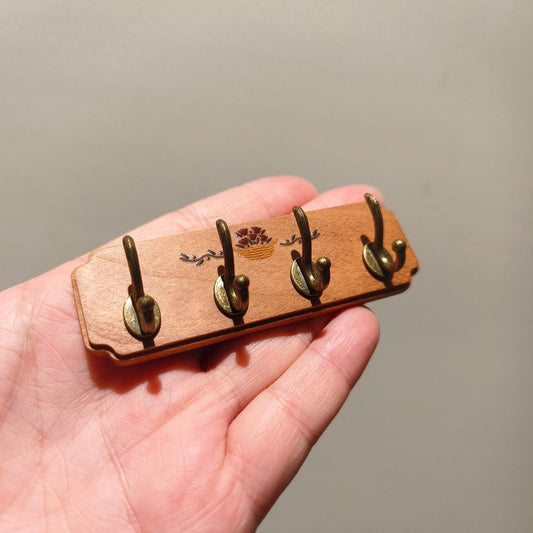 Maison de poupée miniature à l'échelle 1:6, crochet rétro en bois massif, modèle 1:12, cintres pour BJD Blythe GSC, meubles miniatures, accessoires, jouets